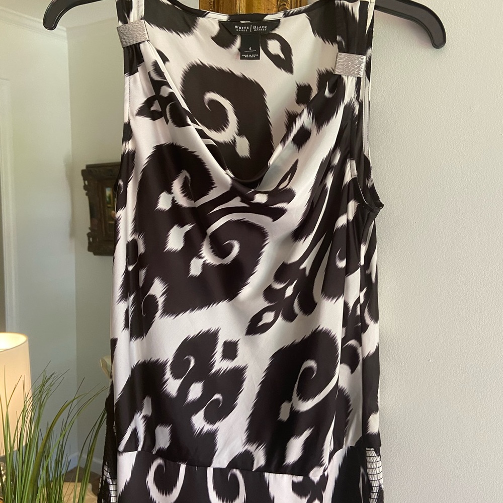 White House Black Market sleeveless top